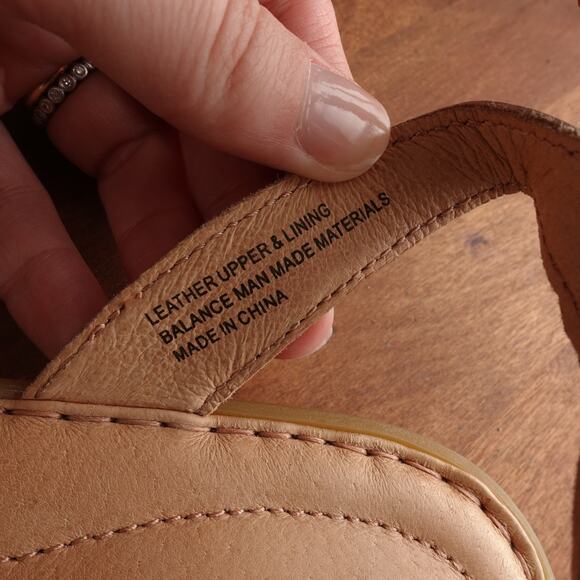 Born Sandals Womens SZ 9M Beige Mai Easy Leather Ankle Strap Comfort Flat Shoes - Picture 16 of 16